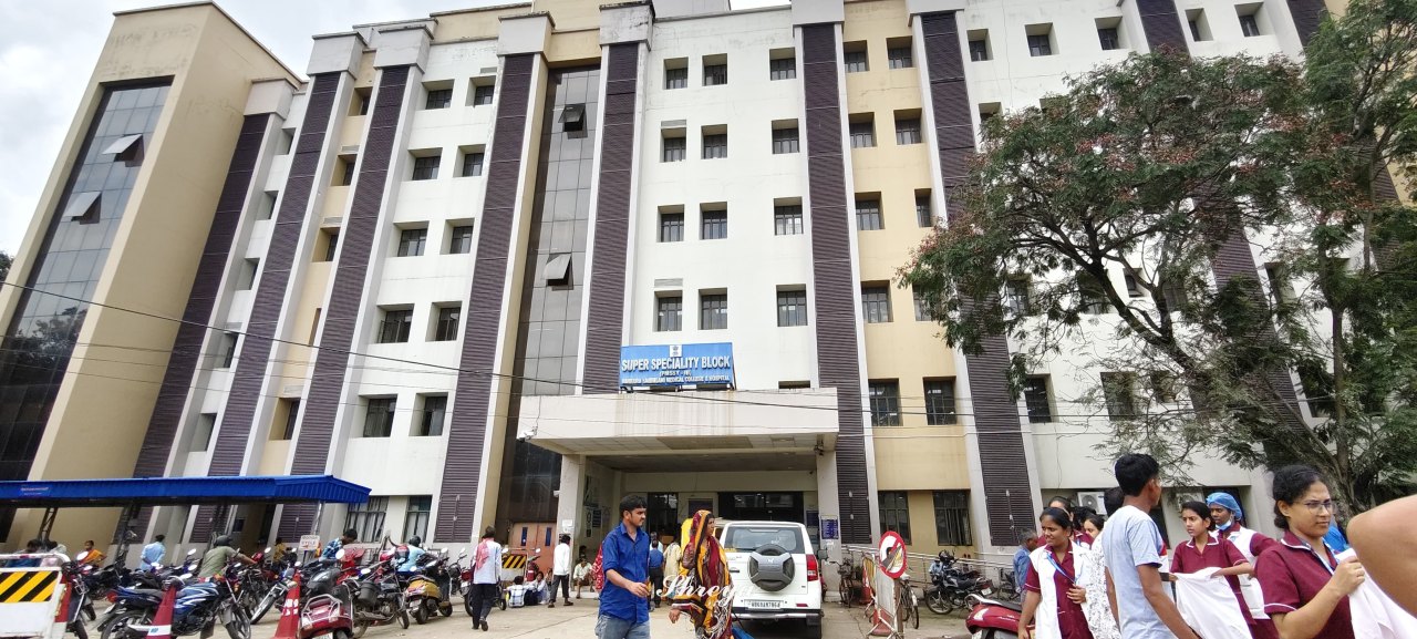 GNM students outside the super speciality block of a clinical posting hospital